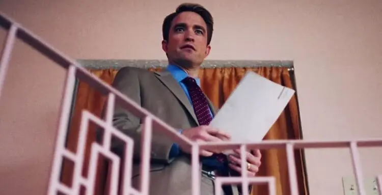 Baca Naskah Primetime, Robert Pattinson: Seperti Granat
